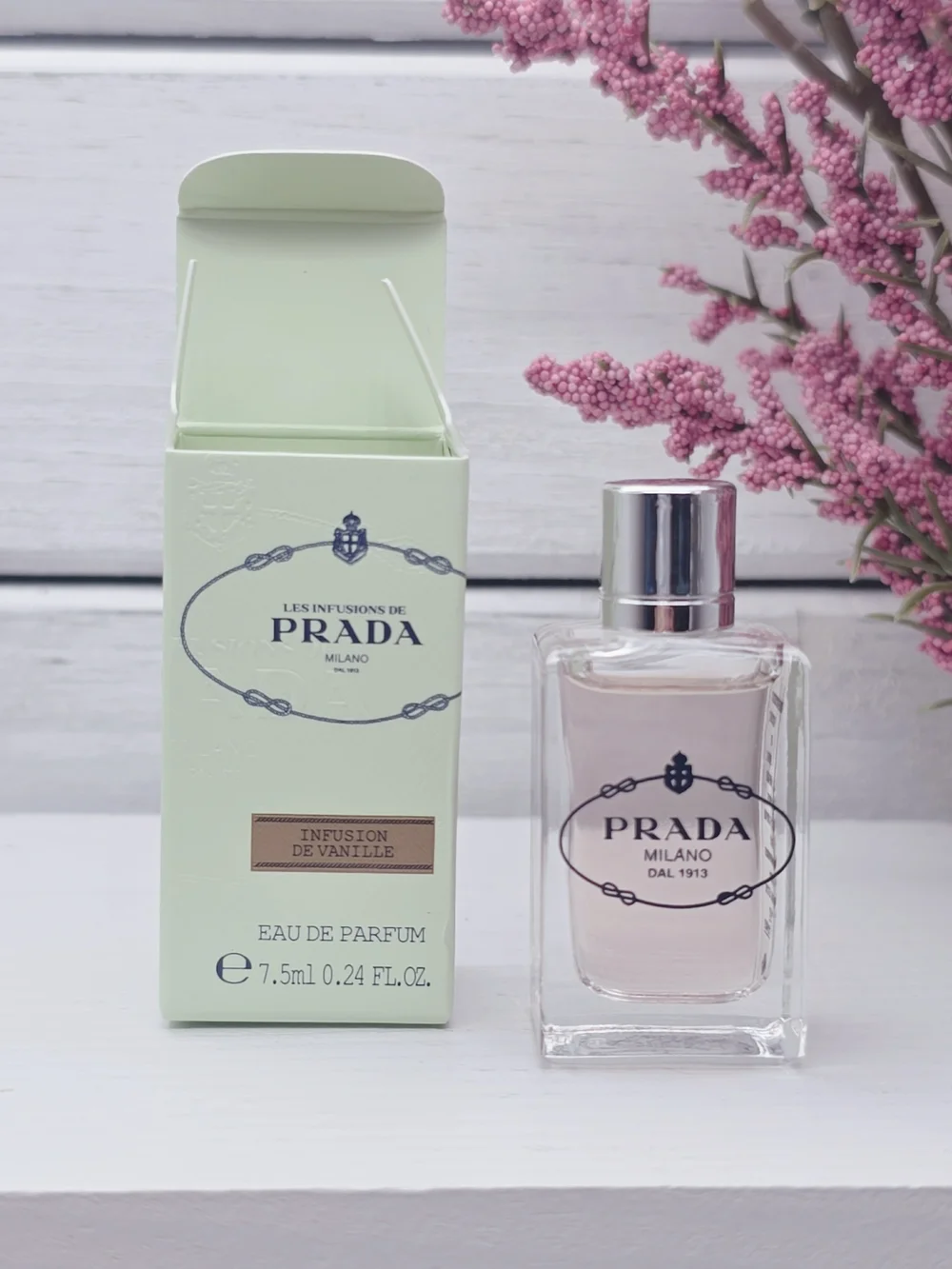Prada Infusion de Vanille Eau de Parfum - Picture 1 of 9